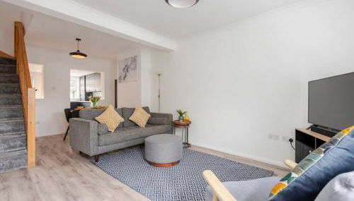 Modern 2 Bed House in Rainham, Kent - Central Location - Foto 4