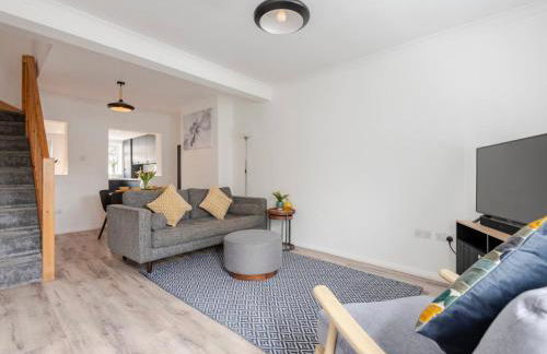 Modern 2 Bed House in Rainham, Kent - Central Location - Foto 4