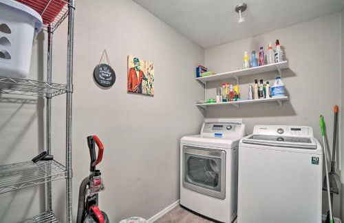 Private Pool and Playground Phoenix Family Home! - Foto 22