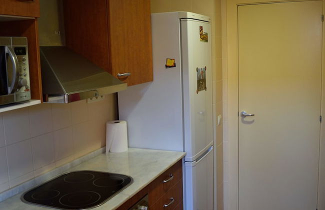 Acogedor Apartamento con Piscina Comunitaria Marina Sant Jordi - Foto 10