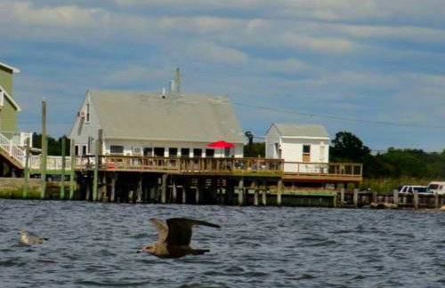 Pet-Friendly Cottage Rental with Stunning Decking on Delaware Bay, New Jersey - Foto 19