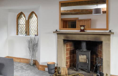 10 Bed Stunning House in village, with Hot Tub - Photo 73