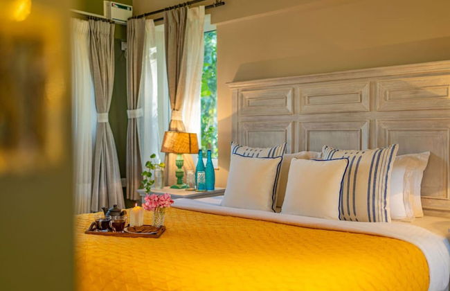 Legacy by Hireavilla- Full Field View Villa w Pool - Photo 4