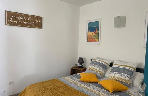 Chez moon Joli appartement rénové proche centre et parking privé - Foto 21