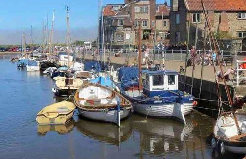 Garden Cottage, Cosy, Private, Short drive to beach - Foto 53