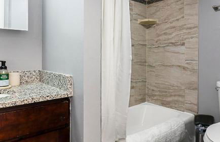 Landing Stunning Studio Game Room Pool - Foto 53