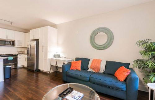 Luxury Dilworth 1BR ◉ Near Food, Shops & Greenway - Foto 48
