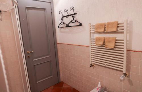 Casa per 6 con AC nel verde del Monferrato, giardino e barbecue - Foto 24