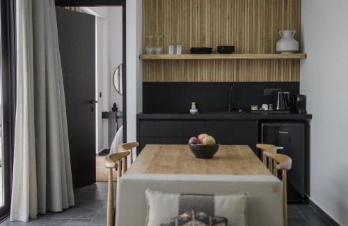 Hygge Suites - Photo 10