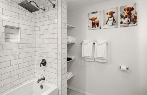 Modern Private Stay with Luxury Amenities - Foto 13