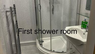 Central 3 bedrooms apartment for upto 6 - Foto 3