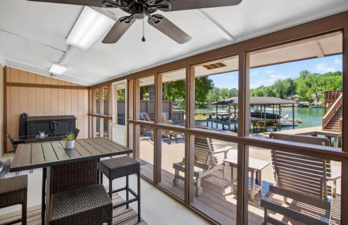 Lakefront Cabin with Private Dock - Foto 29