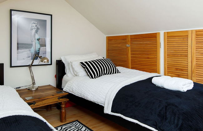 Vibrant Seafront Home With Seasonal Pool - Foto 43