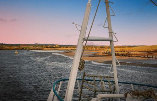 Estuary Point - unique sea views - Photo 25