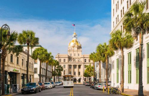 Walk Score 90!!-Historic Downtown District-2 Blocks to Famous Forsyth Park-FREE Private Parking-Huge Private Patio - Foto 31