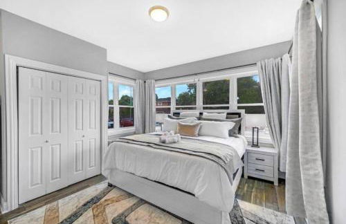 Spacious Haven 8-Min to Chicago Sleeps 10 - Foto 5