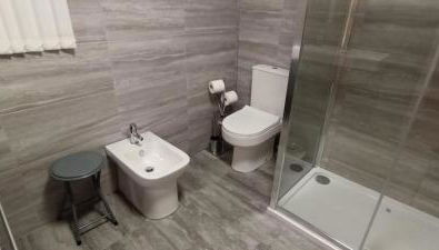 Home from Home near LFC & train station - Foto 5