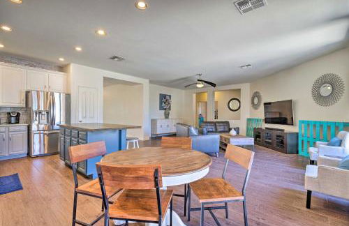 2 Mi to South Mtn Park! Snowbird Retreat with Patio - Foto 14