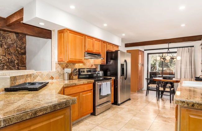 Serenity Retreat Sedona Hot Tub Games Firepit - Photo 9