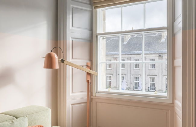 Eden Locke - Photo 41