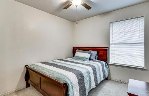 Patio and Hot Tub Home 6 Mi to Downtown Brownsville - Foto 17