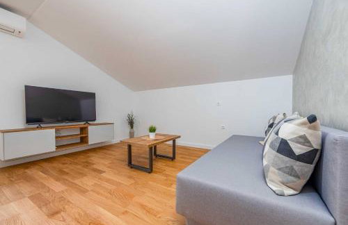 MY DALMATIA - Villa Pezer with heated swimming pool, sauna and Jacuzzi - Foto 40