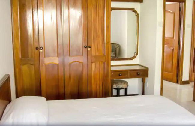 Golf Course Apartments - Photo 9