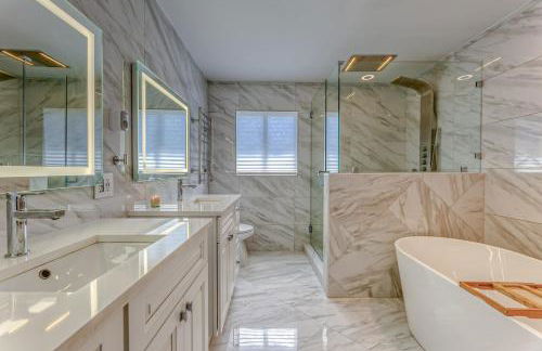 Luxury Home with Heated Pool close to beaches - Foto 5