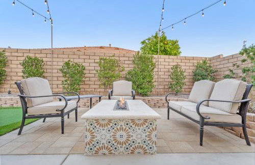 GAMEROOM, King Beds, Movie Projector, Heated Saltwater Pool, Golf and Games! - Foto 41