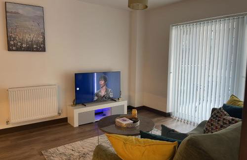 The Melodies with Free Parking , Harlow - Foto 23