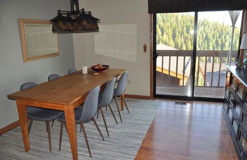 Bitterbrush - 400 Fairview Boulevard - very close to Diamond Peak and beaches - WSTR21-0086 - Tax ID W4900 - Max 7 people, 2 cars parking in carports - Foto 12