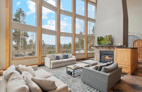 Luxe & Leisure in Fairways- An Oasis in the Woods - Foto 2