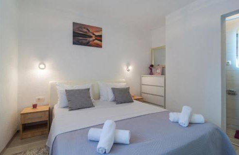 Amazing Apartment In Obrovac Sinjski - Foto 27