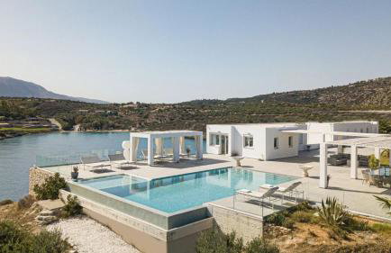 Seafront Luxury Escape With Infinity Pool - Foto 1