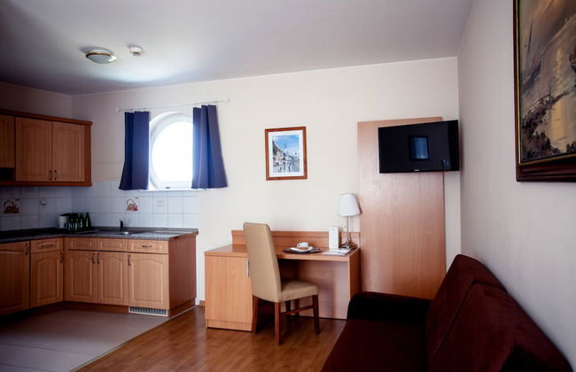 POLECZKI RESIDENCE APARTMENTS - Photo 24