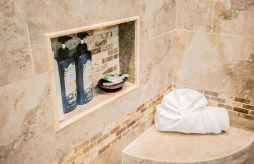 Buena Creek Vista Primary Subdivided Home with Views and Pool - Foto 72