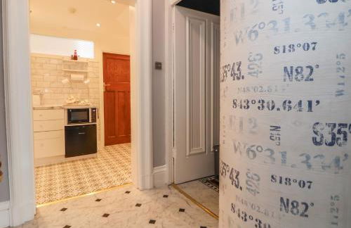 Ismay Dining Room Suite - Titanic Interest - Foto 16