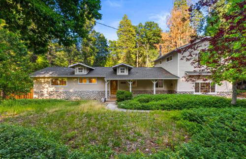 Spacious Cozy and Renovated Mountain Retreat - Foto 65