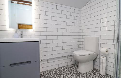 Ty Bach Twt - Photo 13