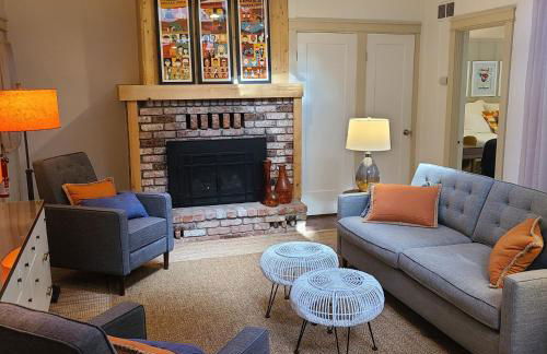 Dhyana Redwoods Fire Table Nearby River Access Ping Pong & Arcade Games - Foto 16