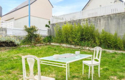 1 Bedroom Cozy Apartment In Pirou - Foto 7