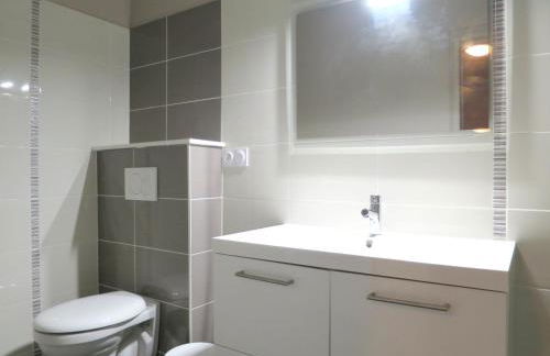 Maison de charme avec jardin à Courtils, proche du Mont Saint-Michel - Foto 14