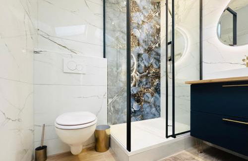 Elegant mansardé-place du pin - Photo 6