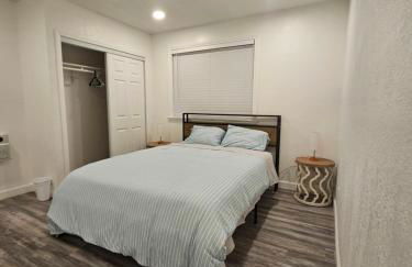 Shasta Om, 1BR1BA Back unit - Foto 7