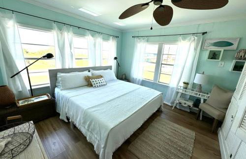 Blue Palm Beach House - HOT TUB & KING BEDS - Foto 36