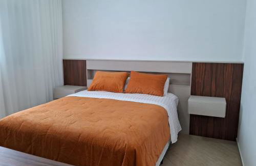 Lindo apto de 2 quartos e 1 banheiro c/ garagem - Foto 24