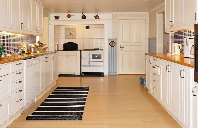 6 Person Holiday Home in Stockaryd - Foto 16