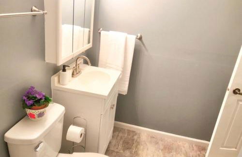 3BR Home, Pet-Friendly, Fenced Yard Near I-70, I-75, Hospitals, Wright-Patt AFB - Foto 31