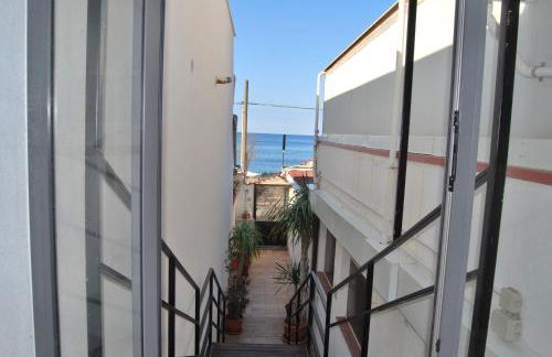 Casa Punta Barcarello, Sferracavallo fronte mare e tramonti da sogno, a due passi dalla splendida spiaggia di Mondello - Foto 6