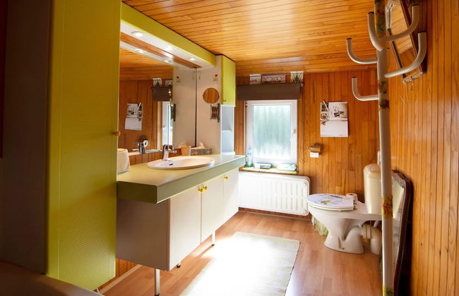 Charming Holiday Home in Houyet Near Forest - Foto 19